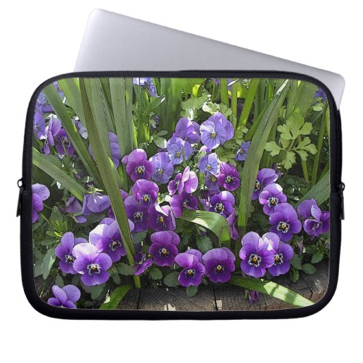 Lila Violetten Laptopschutzhülle (Vorderseite)