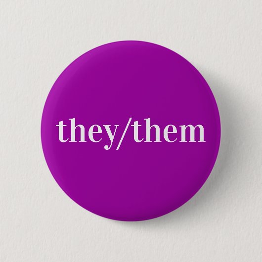 Lila violetter weißer Pronoun-Knopf Button (Vorderseite)