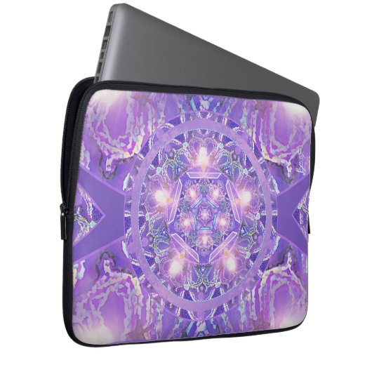 Lila W1 Laptopschutzhülle (Vorne Rechts)