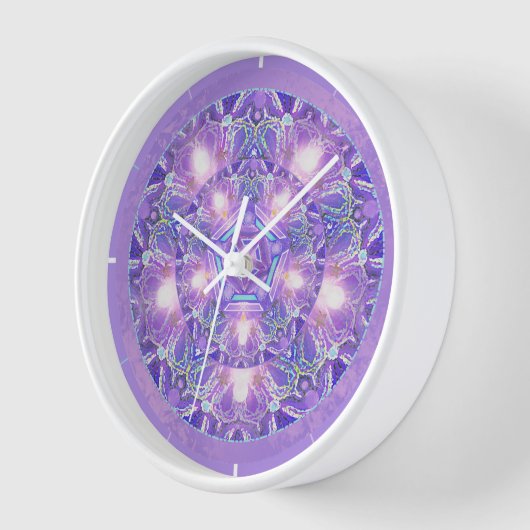 Lila W1 Uhr (Winkel)