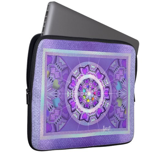 Lila W2 Laptopschutzhülle (Vorne Rechts)