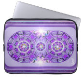 Lila W2 Laptopschutzhülle (Vorderseite)