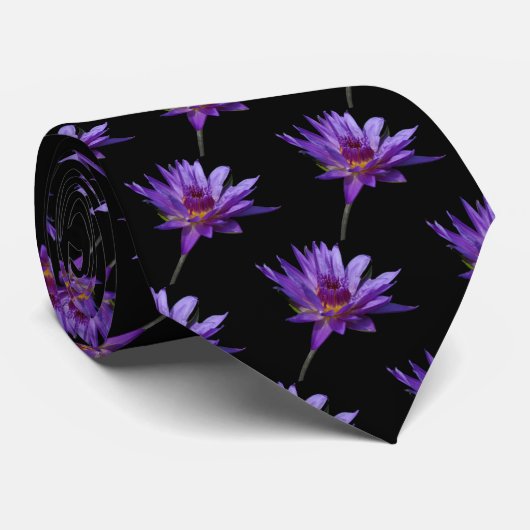 Lila Wasserlilie Lotus Krawatte (Gerollt)