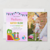 Lila Wasserrutsche Einladungen mit Foto (Vorderseite)