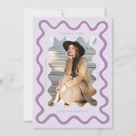 Lila Wavy Frame Abschluss Vielen Dank Ankündigung (Vorderseite)