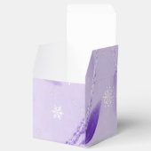 Lila Weihnachtsgeschenkbox Geschenkschachtel (Geöffnet)