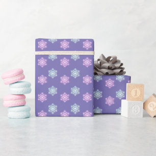 lila Weihnachtsschneeflockenpapier Geschenkpapier