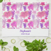 Lila Weinkeller Weintrauben Geschirrtuch (Gefaltet)