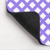 Lila Weiß Schachbrett Diamantmuster Mousepad (Ecke)