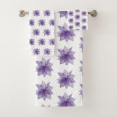 LILA WEISSE BLUME GEMUSTERTES BADEZIMMER TOWEL SET (Insitu)