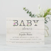 Lila weiße Florale in Holz | Girl Baby Shower Einladung (Stehend Vorderseite)