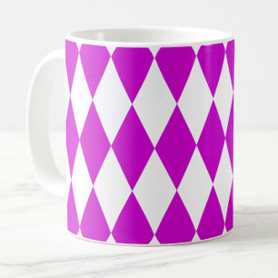 Lila Weiße Harlekin-Diamanten-Schachbrett-Design Kaffeetasse