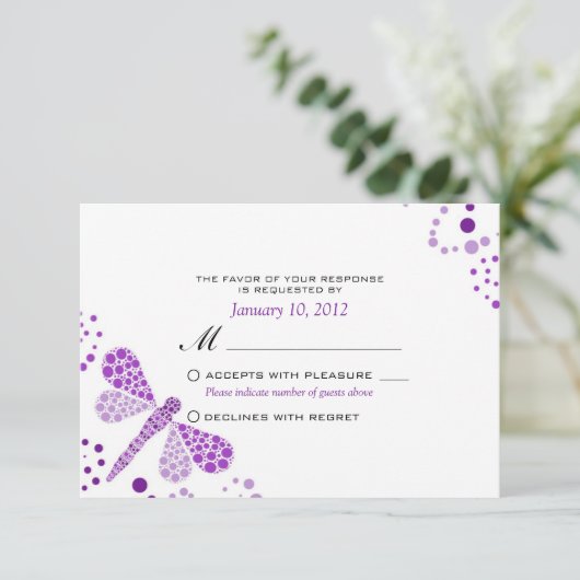 Lila weiße Libelle Pointillismus Custom UAWG RSVP Karte (Stehend Vorderseite)