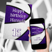 Lila weiße Mannschaft färbt Mädchen zum Basketball Karte