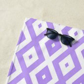 Lila-weiße Rautenmuster Strandtuch (Beispiel)