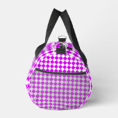 Lila weißes Schachbrett Diamantmuster Duffle Bag (Rechts)