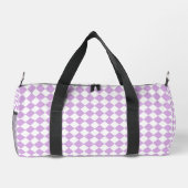 Lila weißes Schachbrett Diamantmuster Duffle Bag (Rückseite)
