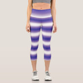 Lila Welle - glänzend Capri Leggings (Vorderseite)