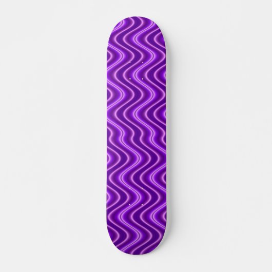 lila Wellen Skateboard (Vorne)