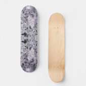 Lila Welt Skateboard (Vorderseite)