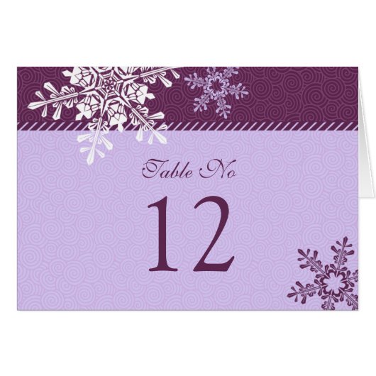 Lila White Snowflake Winter Wedding Table Card (Vorderseite (Horizontal))