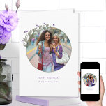 Lila Widlflower Foto Frame Happy Geburtstag Karte<br><div class="desc">Fügen Sie Ihr Foto zu dieser hübschen Wildblume Geburtstagskarte hinzu - oder verwenden Sie die Vorlage, um sie für jeden anderen Anlass zu bearbeiten. Dieses elegante und zarte Design hat ein Blumenrahmen mit lila wilden Blume und Grünpflanzen. Die Fotovorlage ist ein Set, um Ihr Foto in runder Form anzuzeigen. Wenn...</div>