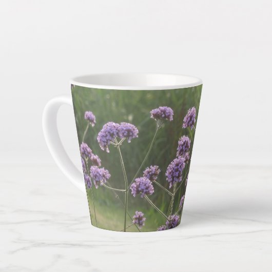 Lila Wild Summer Blume Latte Tasse (Linke Ecke)