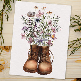 Lila Wildblume Wanderschuhe Außenbereich Postkarte