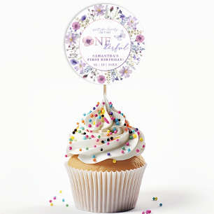 Lila Wildblume Wasserfarbe Geburtstag Runder Aufkleber