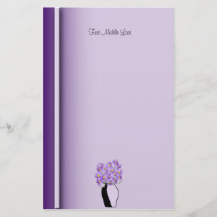Lila Wildblumen in skizzierten Vase-Artwork kunden Briefpapier