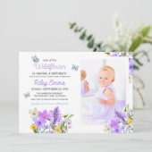 Lila Wildblumen Thema Girl's Geburtstagsparty Einladung (Stehend Vorderseite)