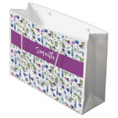 Lila Wildblumen-Wasserfarben-Monogramm-Name Große Geschenktüte (Vorderseite Schrägansicht)