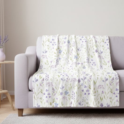 Lila Wildblumenmuster Fleecedecke