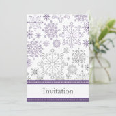 lila Winterhochzeit Einladung (Stehend Vorderseite)