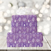 Lila Winterwaldmuster Geschenkpapier