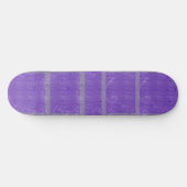 lila Wow. Skateboard (Horizontal)