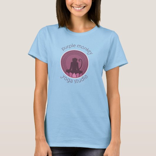Lila Yogini-Shirt T-Shirt (Vorderseite)