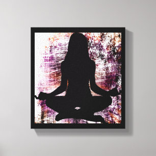 Lila Zen-Frau bei Yoga-Meditation auf Leinwand