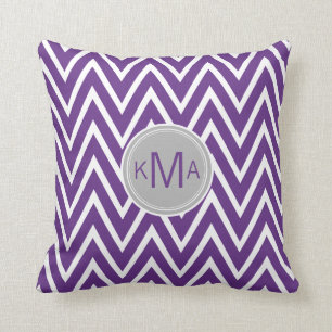 Lila Zickzack kundenspezifisches Monogramm-Kissen Kissen