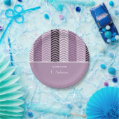 Lila Zickzack Streifenmuster mit Namen Pappteller (Party)