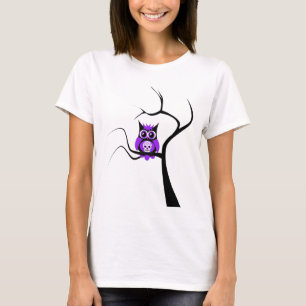 Lila Zuckerschädel-Eule im Baum T-Shirt