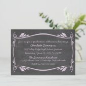 Lilac Blühte Chalkboard Abschluss Einladung (Stehend Vorderseite)