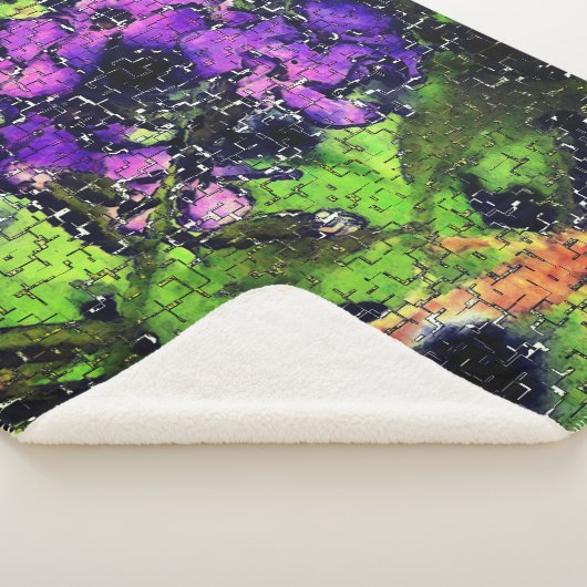Lilac-Blume und Blätter in geschnitztem Mosaik Sherpadecke (3/4)