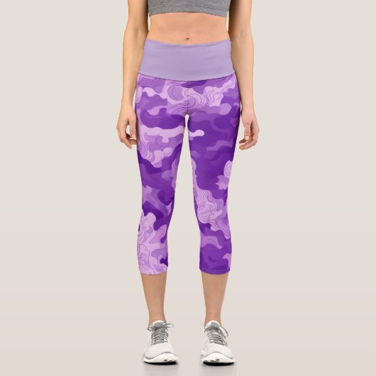 Lilac camo pattern capri leggings (Vorderseite)