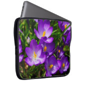 Lilac Crocuses Laptopschutzhülle (Vorne Rechts)