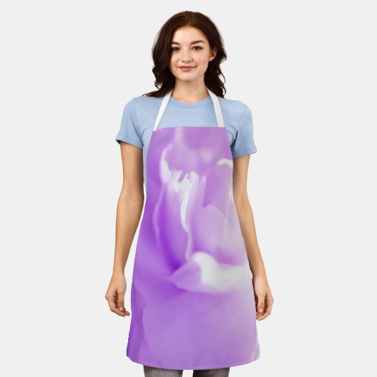 Lilac Floral All-over Print Schürze (Getragen)