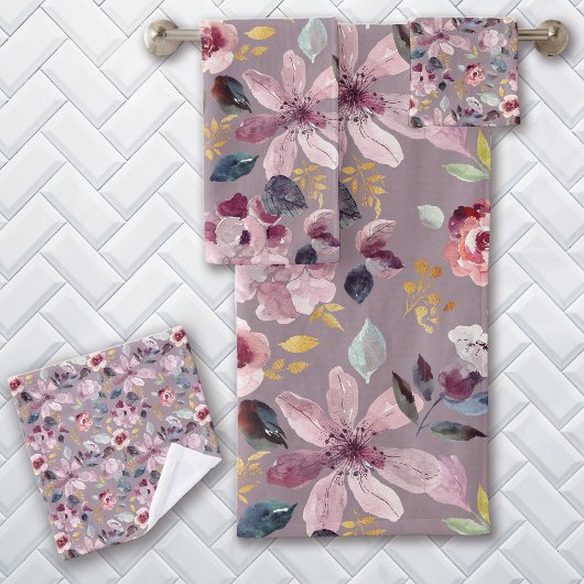 Lilac Floral Pattern Badhandtuch Set
