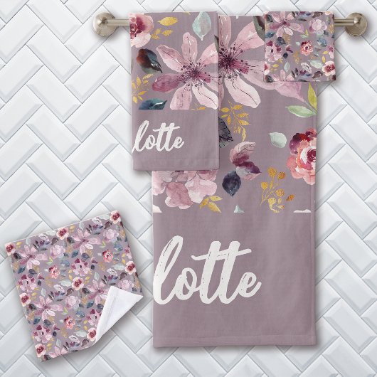 Lilac Floral Pattern Monogram  Badhandtuch Set