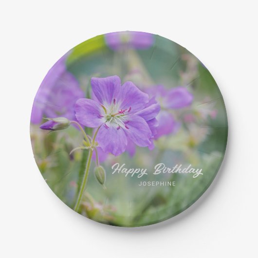 Lilac Geranium Wildblume Foto Happy Birthday Pappteller (Vorderseite)
