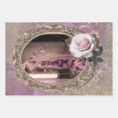 Lilac & Green Portrait, floral, geprägt Art Geschenkpapier Set (Vorderseite)